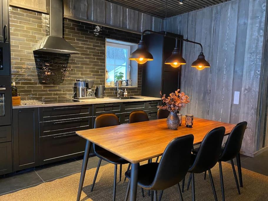 Modern Stuga Med Ski Lodge Kaensla Järvsö Exteriér fotografie
