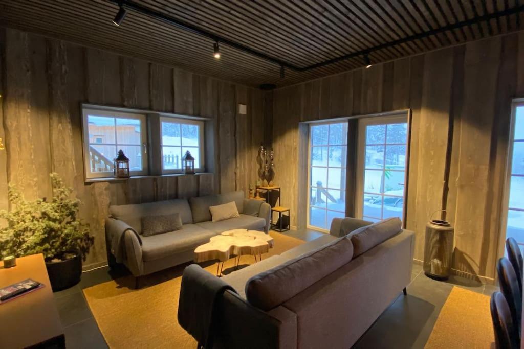 Modern Stuga Med Ski Lodge Kaensla Järvsö Exteriér fotografie